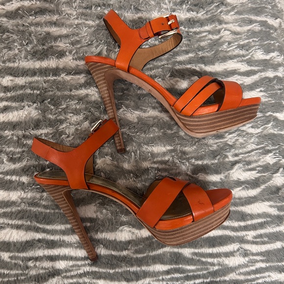 Coach heels leather size 7.5 papaya color open toe - Picture 9 of 13